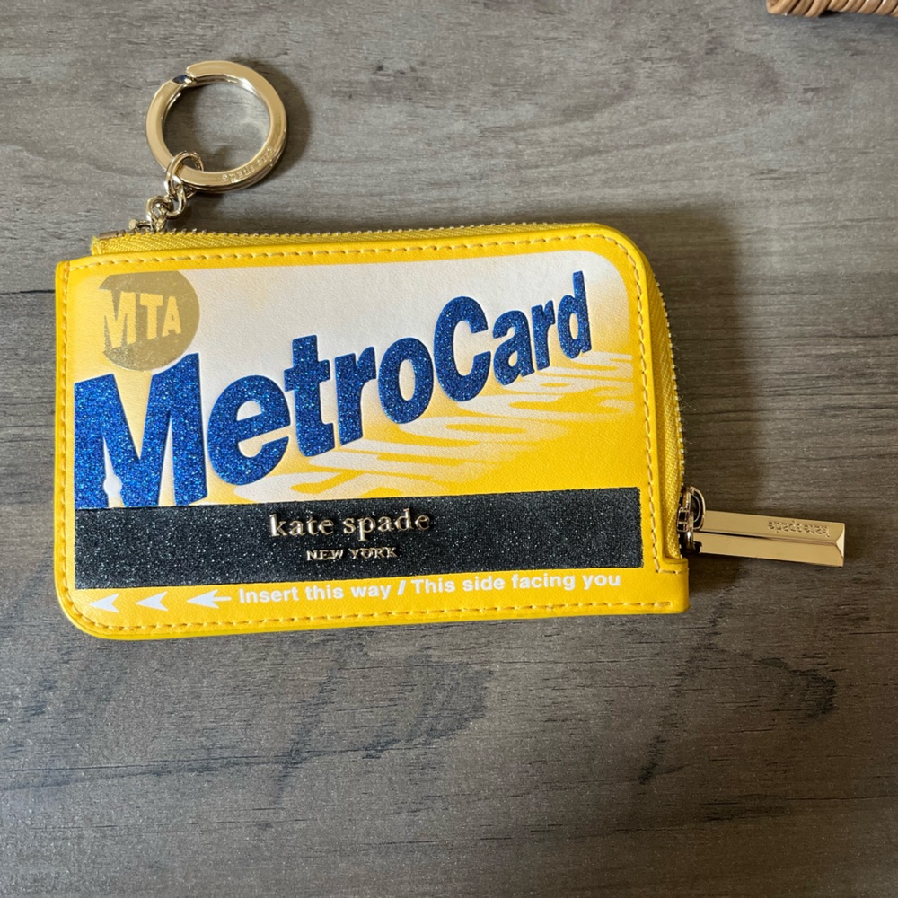 Kate Spade Metro Card Wallet On A Roll Card Holder